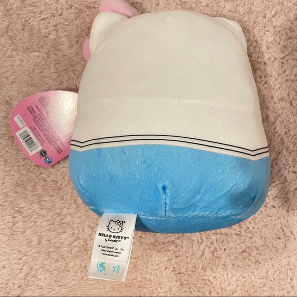 Hello Kitty Sailor Squishmallow - Picture 2 of 3